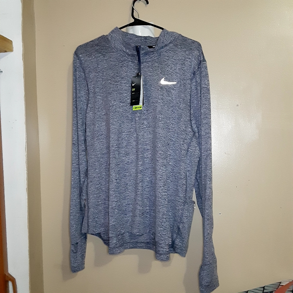 Nike running light sweater,brand new with Tags